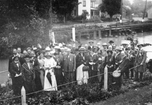 A gathering of Loyalist Descendants at Thorold, c. 1914