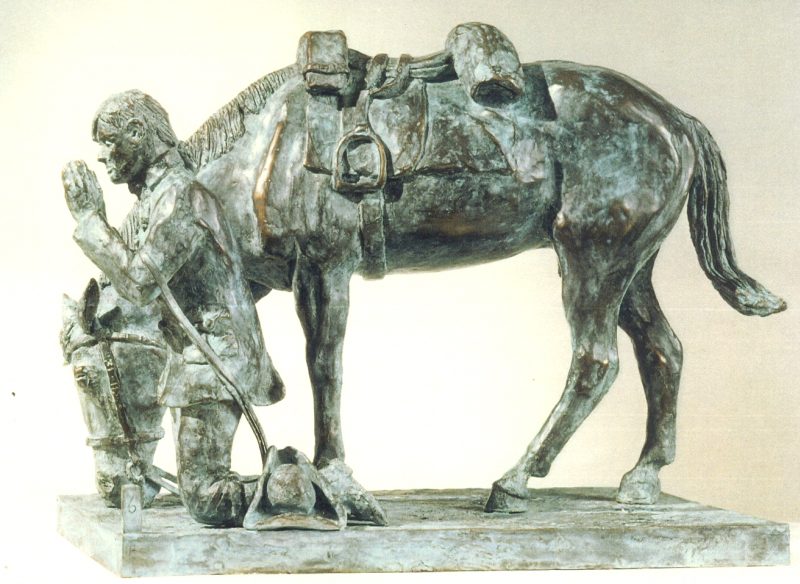 “Arrival” statuette profile