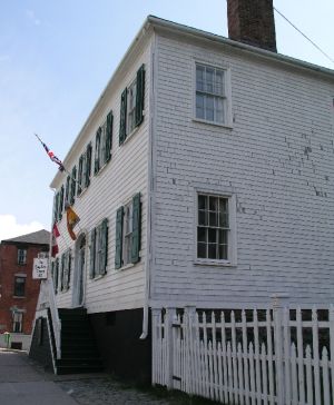 Loyalist House