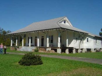 Jonas-Carle-home-Louisianna